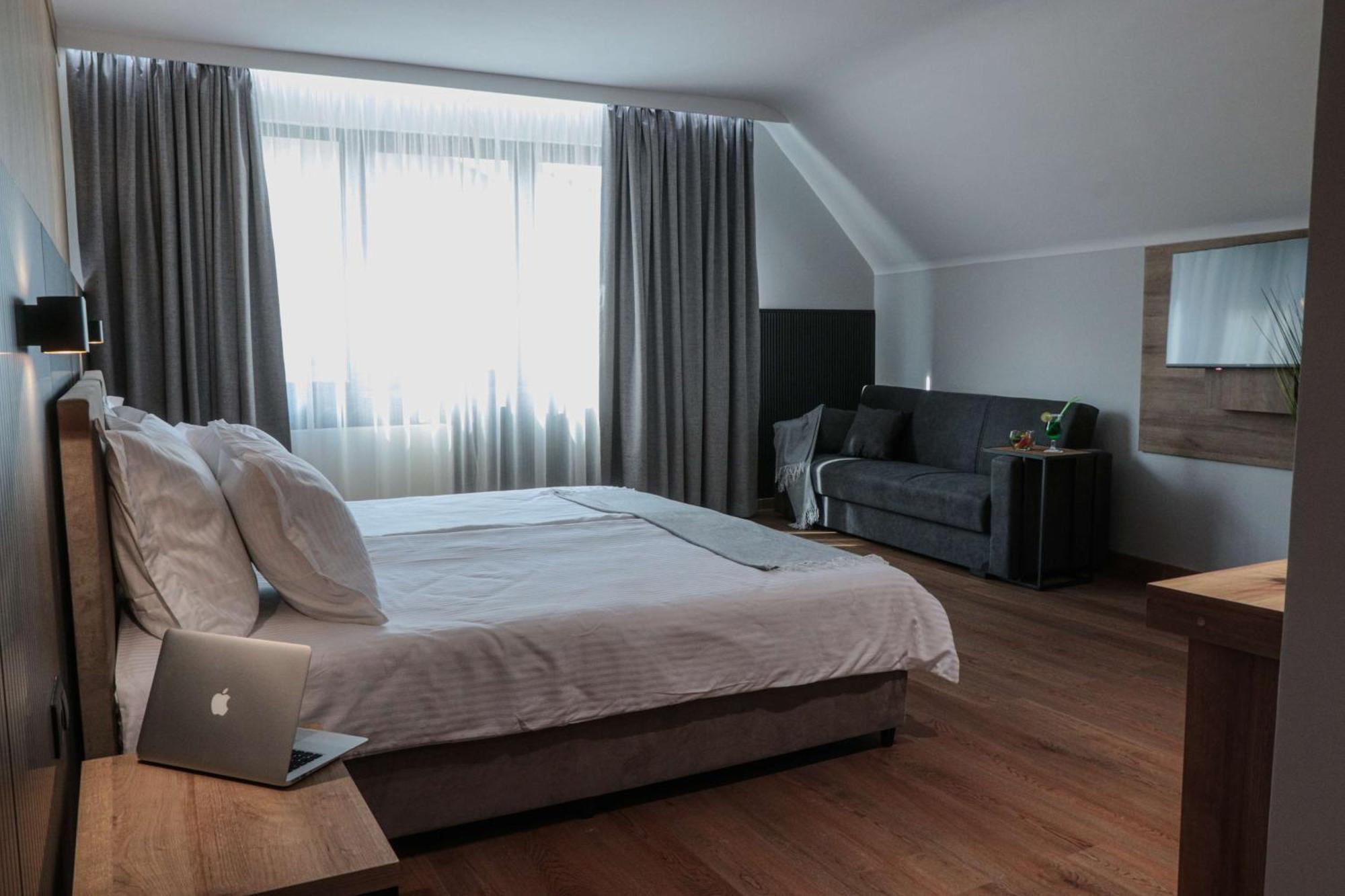 Best Western Plus Lozenetz Hotel โซเฟีย ภายนอก รูปภาพ
